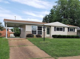 2760 Morris Dr, Florissant, MO