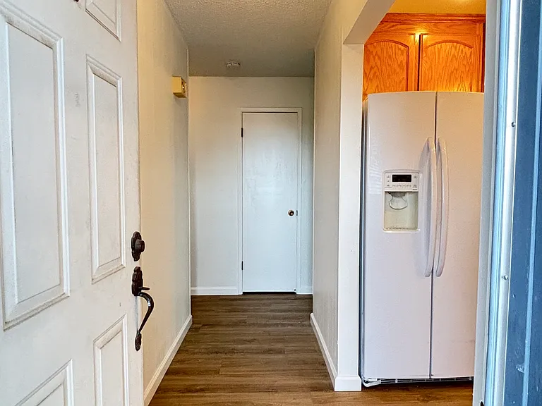 137 Argonaut St — Photo 4