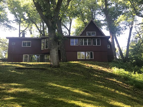 5th image of 25744 Martin Dr