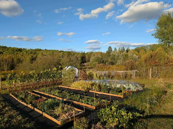 1329 Highway 321 Riv, Valley Road, NS B0M 1V0