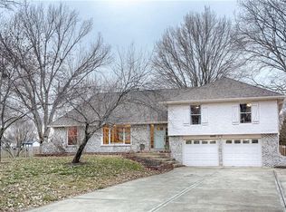 6608 W 202nd Ter, Bucyrus, KS 66013
