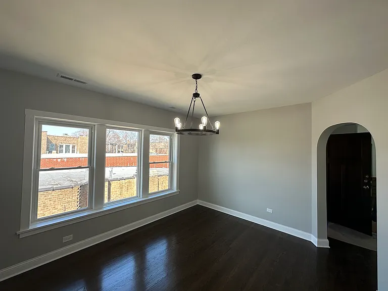 1414 W Argyle St #3 — Photo 6