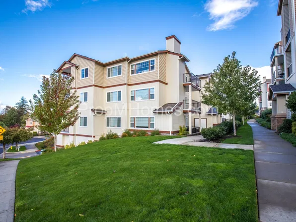 11850 NW Holly Springs Ln Unit 403, Portland, OR 97229