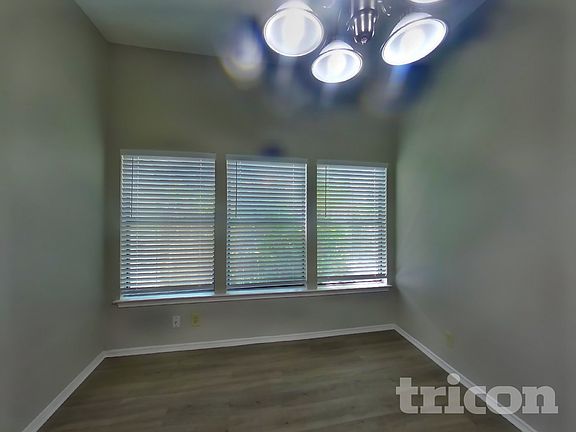 4th image of 8058 Pioneer Trail Dr