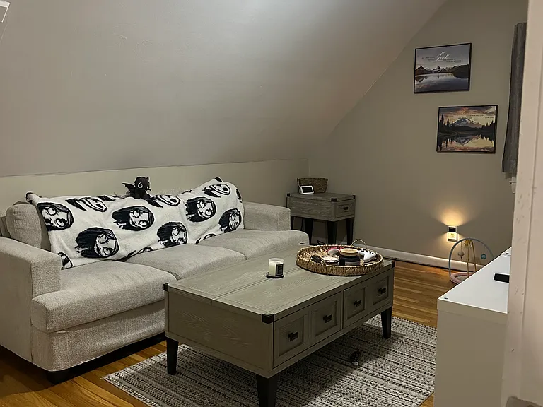 2 Hyacinth St #3 — Photo 7