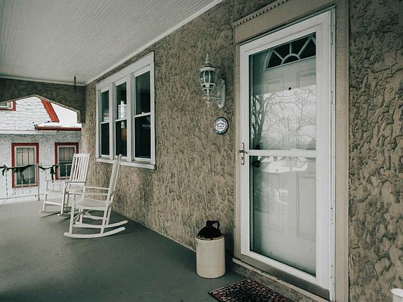 3rd image of 2270 Buxton Ave