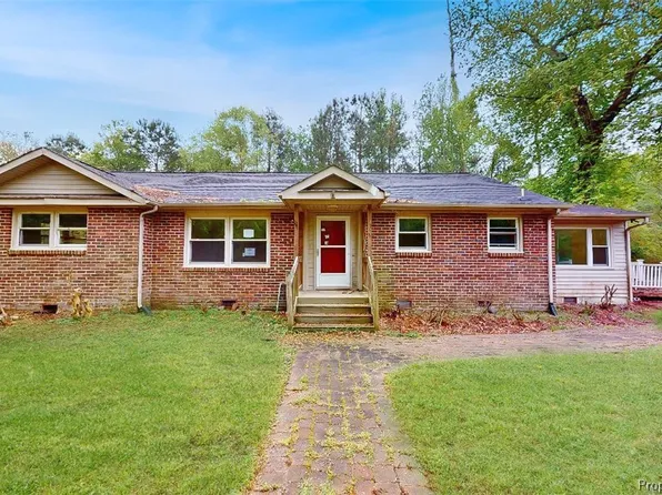 16 Ferguson Cv, Newport News, VA 23606