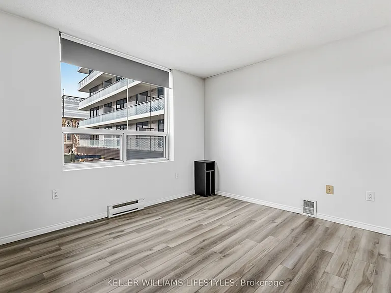 155 Kent St #405 — Photo 26