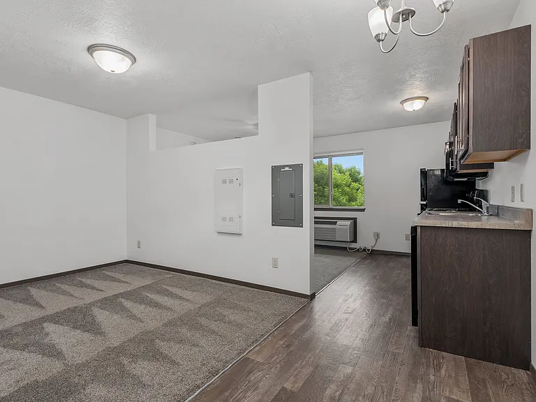 Aspen Commons — Photo 34