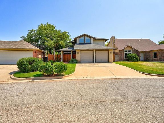 2nd image of 12908 Westpark Pl