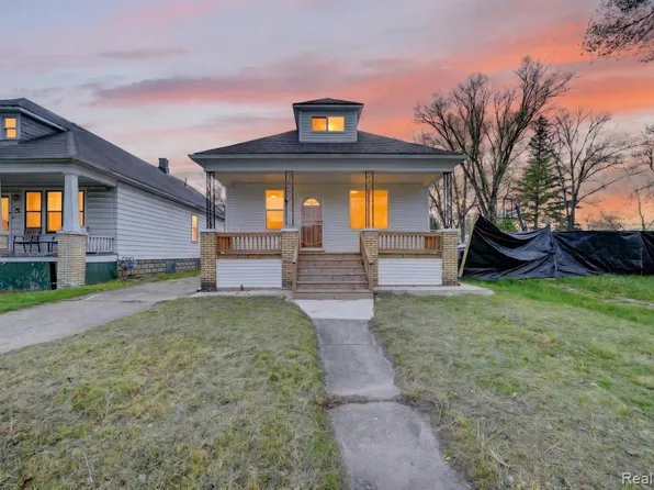 13735 Gable St, Hamtramck, MI 48212