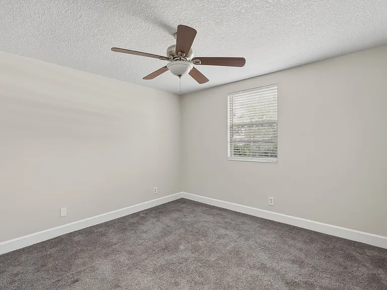 1757 El Camino Rd #4 — Photo 21