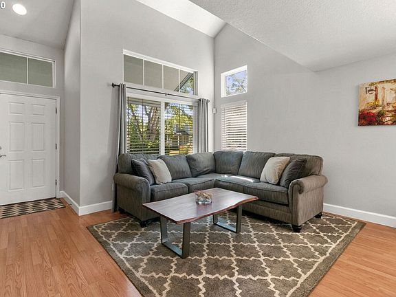 4th image of 1608 SE 178th Pl
