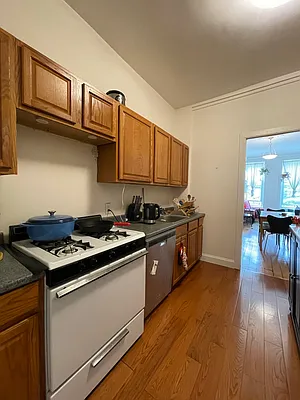 Rented by Compass | media 27