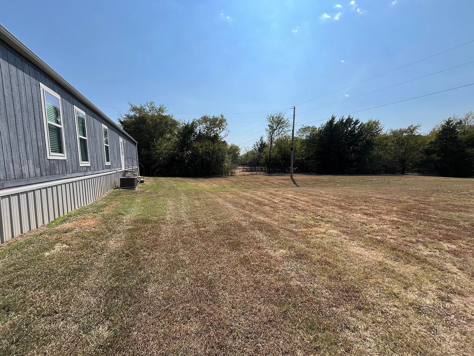 3 bed, 1191 sqft, $1,000 — Photo 3