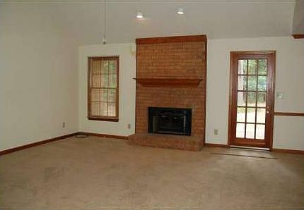 4th image of 4910 Wynship Ln