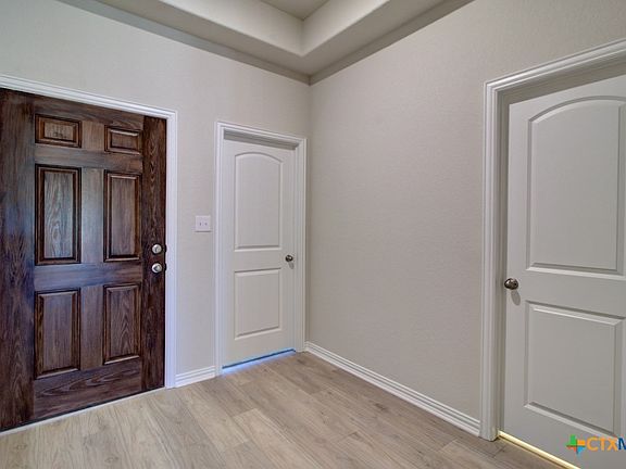 2nd image of 849 Saltbush St