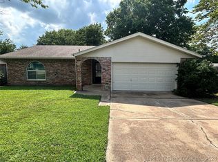 1700 S 5th St, Broken Arrow, OK 74012