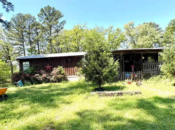 302 State Highway 42 S, Henderson, TX 75654