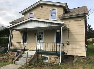 409 W South Ave, Derry, PA 19036