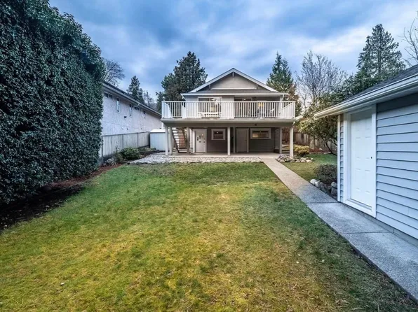 1472 Fulton Ave, West Vancouver, BC V7T 1P1