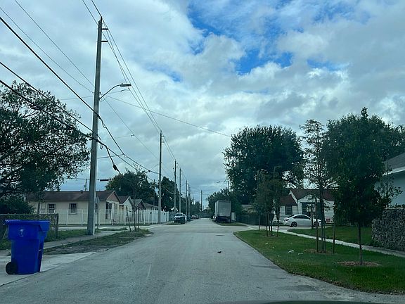 4th image of 1089 NW 65th St