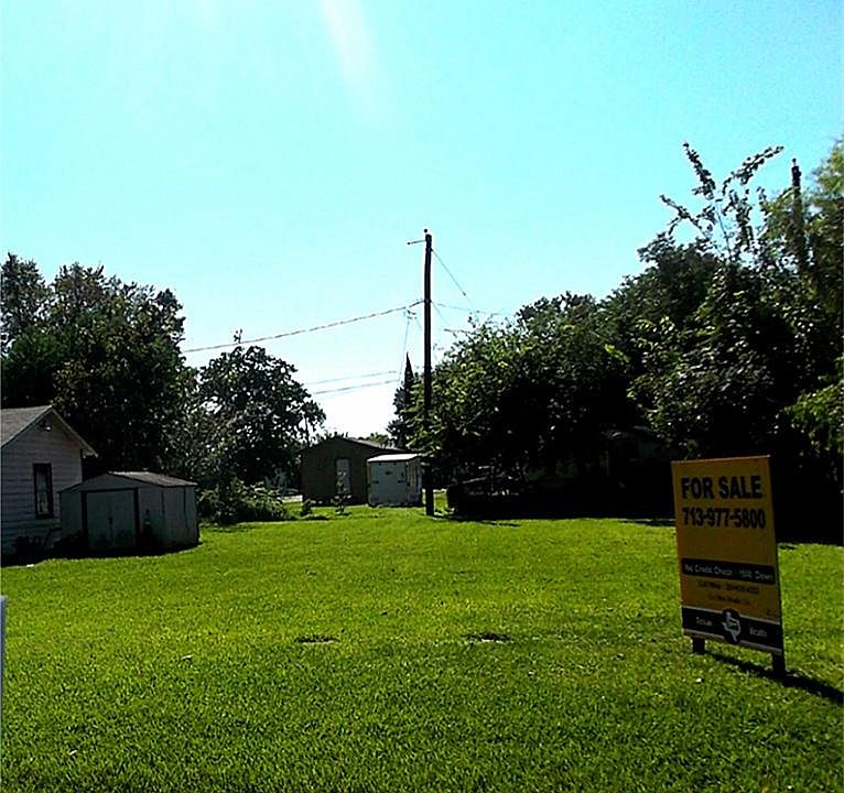 1st image of 10314 Sierra Dr