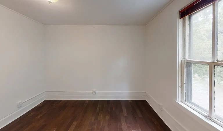 610 Lawrence St #2 — Photo 10