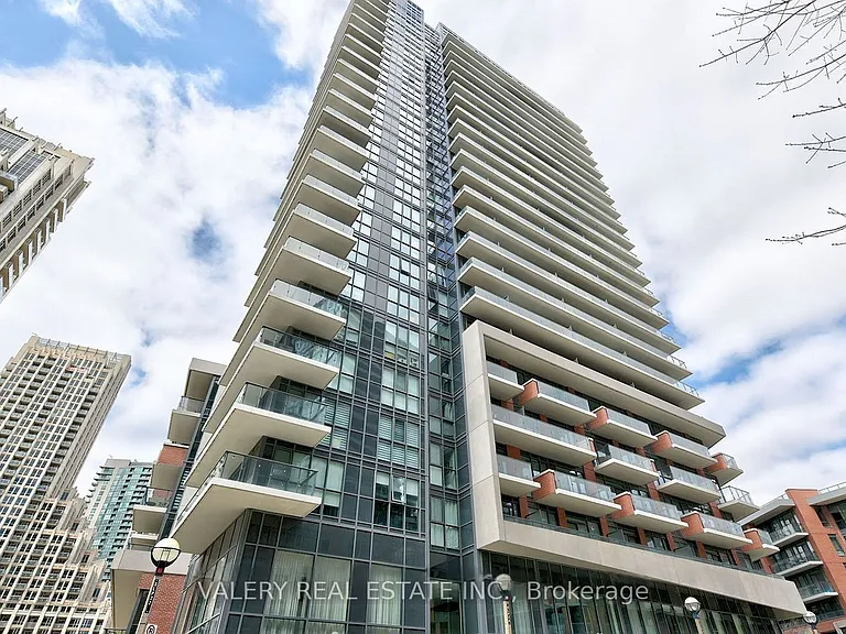 38 Iannuzzi St W #1607 — Photo 1