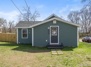 1204 Witham Rd, Muskegon, MI 49445