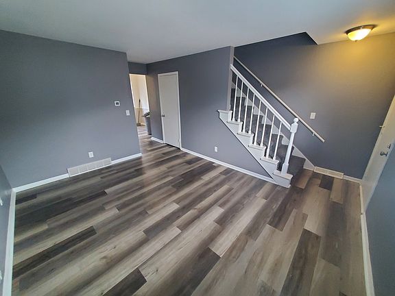 4th image of 5910 Christie Ave SE