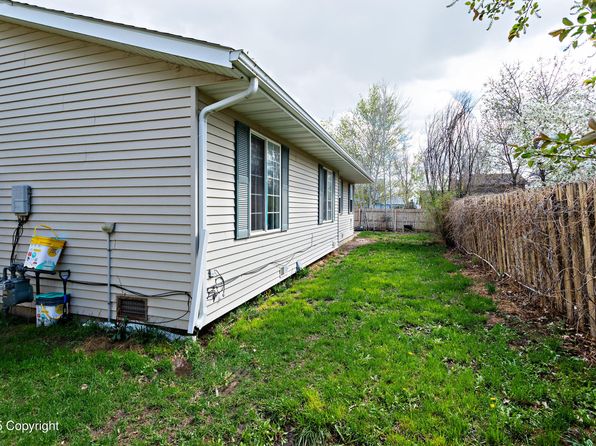 214 W Timothy St, Gillette, WY 82718