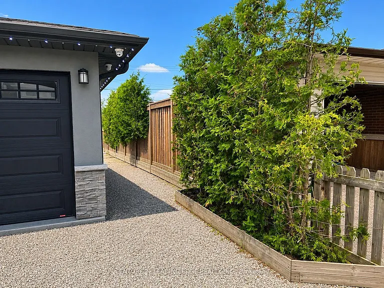 88 Gregory Rd — Photo 18