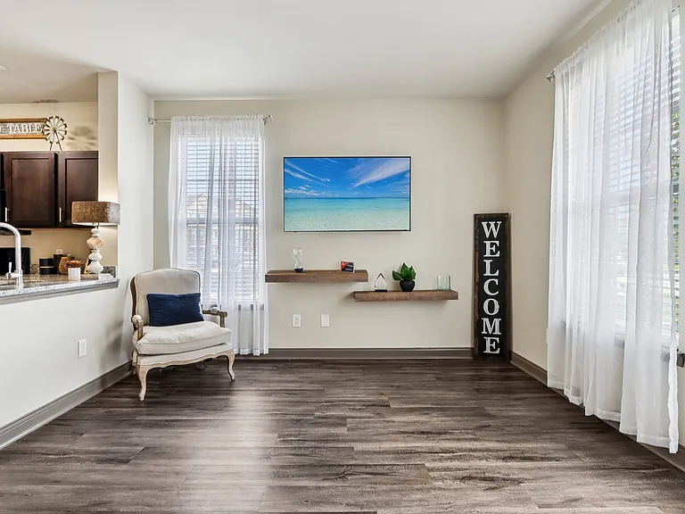 Flats at 146 | Specials Available — Photo 7