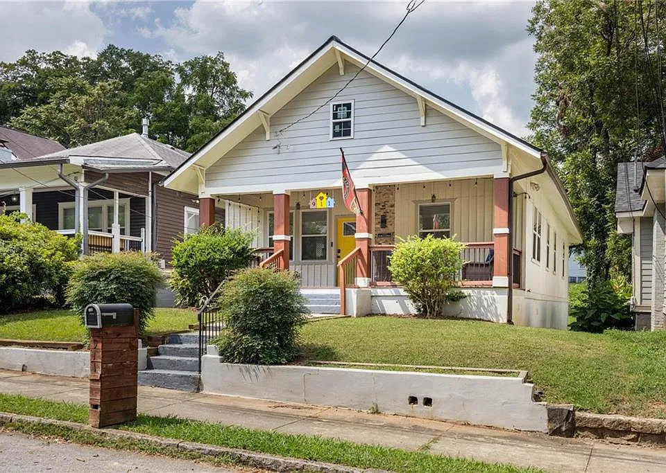911 Crew St SW