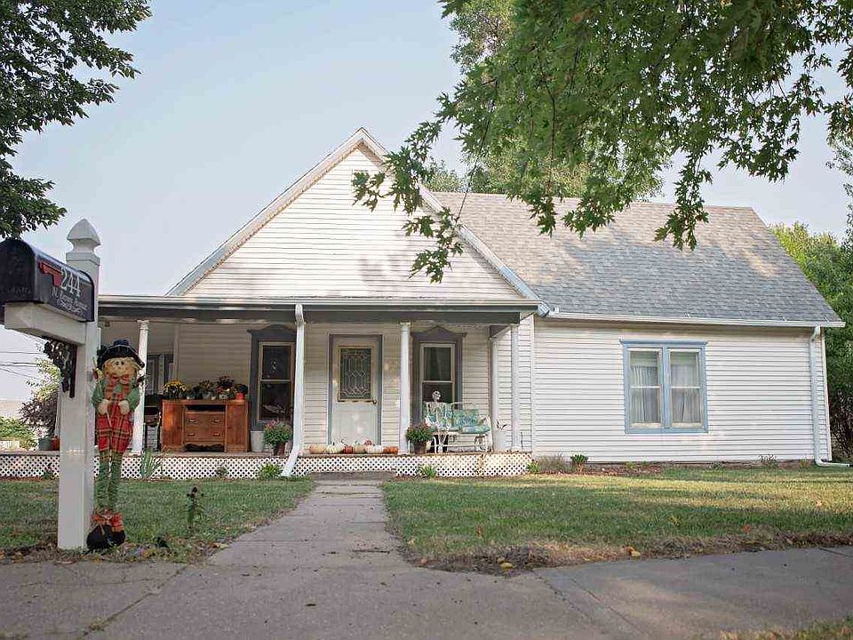1st image of 244 N Brown Ave