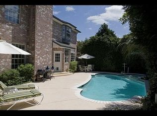 9226 Spicebrush Dr, Austin, TX 78759