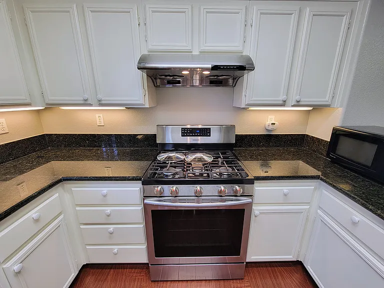 Stove and range