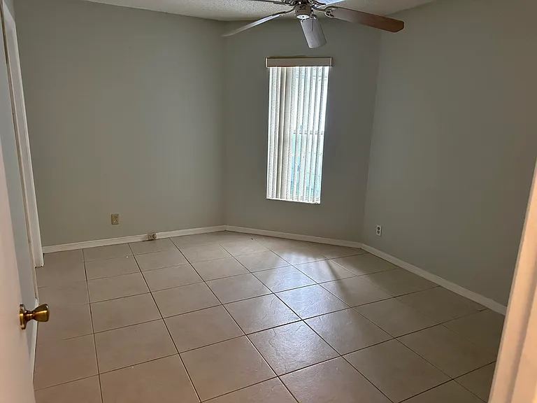 5165 Foxhall Pl — Photo 11
