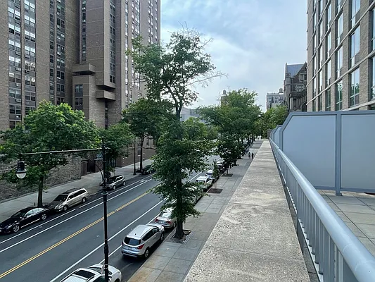 Rented by AvalonBay Communities (Manual) | media 32