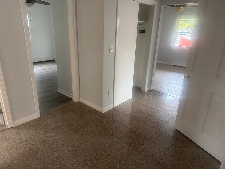 8 Greenwood Rd #1 — Photo 24