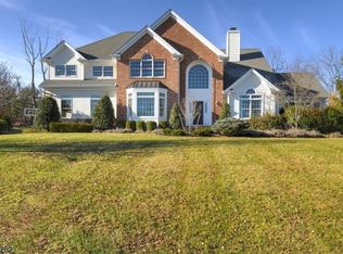 1 Morningside Ct, Flemington, NJ 08822