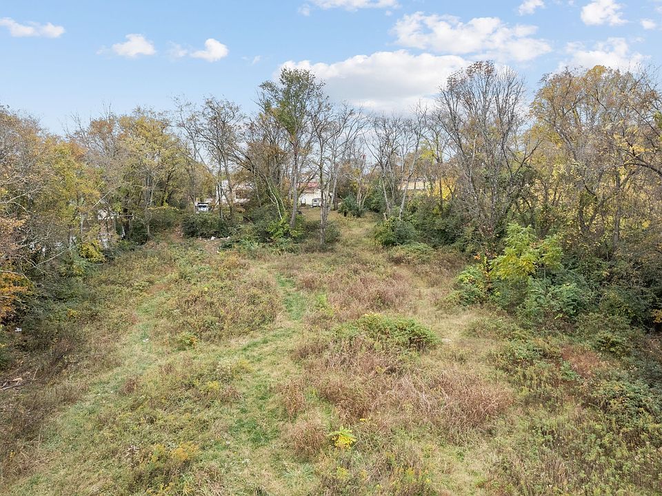 1st image of 206 Nesbitt Ln
