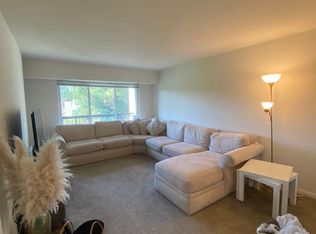 8490 Metcalf Blvd APT 302, Manassas, VA 20110