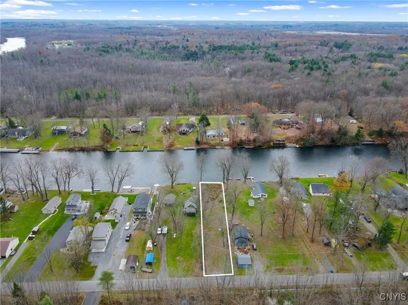 4402 Riverview Rd, Brewerton, NY 13029