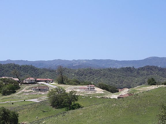 3rd image of 2725 Glenbrook Court