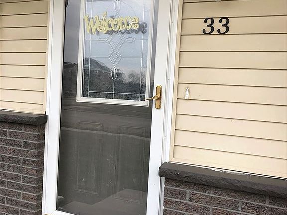 3rd image of 33 S Harmony Dr