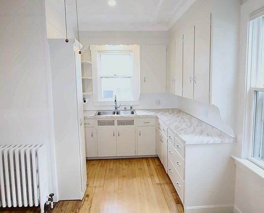 2nd image of 164 Warren Ave #164