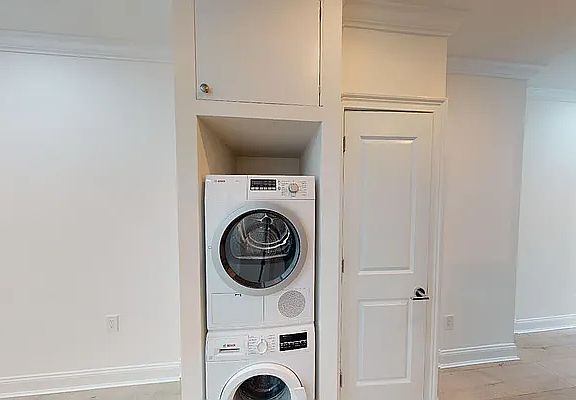 3rd image of 206 W 80th St APT 3RW
