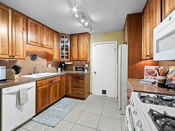 2nd image of 1788 S Mobile St